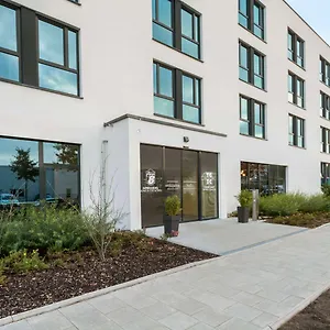 Hotel Super 8 By Wyndham North München