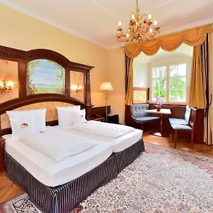 Hotel Schloss Wasserburg am Bodensee