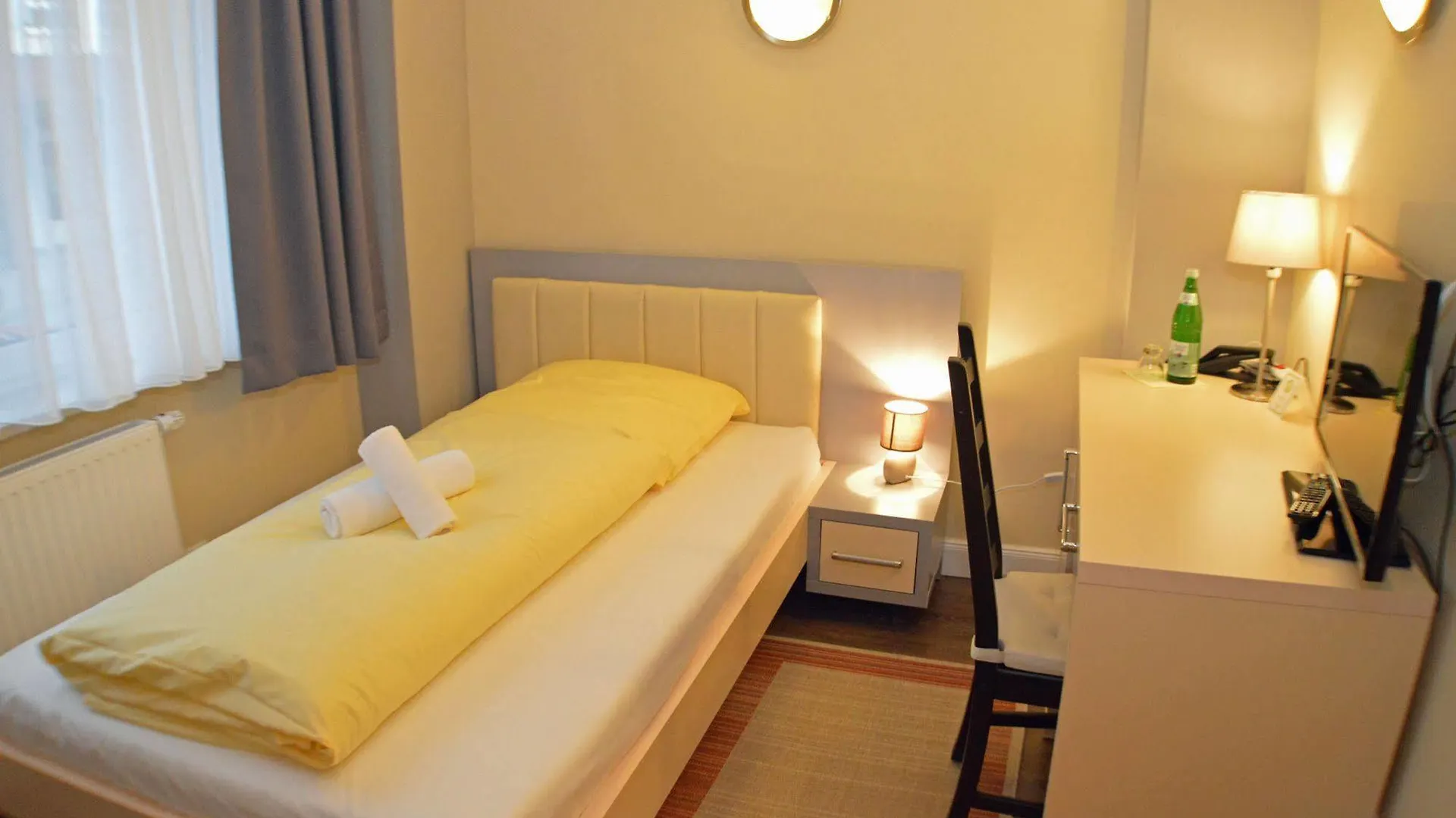 Hotel Jeta Hamburg 3*,