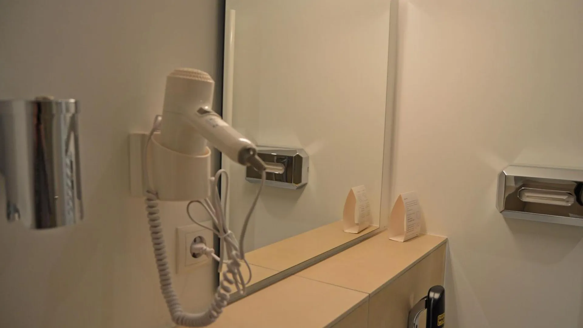 ***  Hotel Jeta Hamburgo Alemania